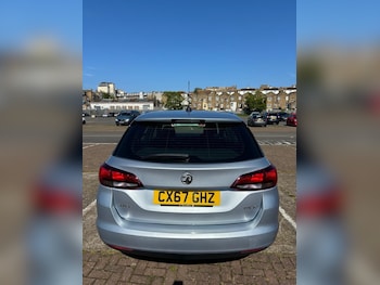 Used Vauxhall Astra 2017 for sale - 76172476: Photo 4