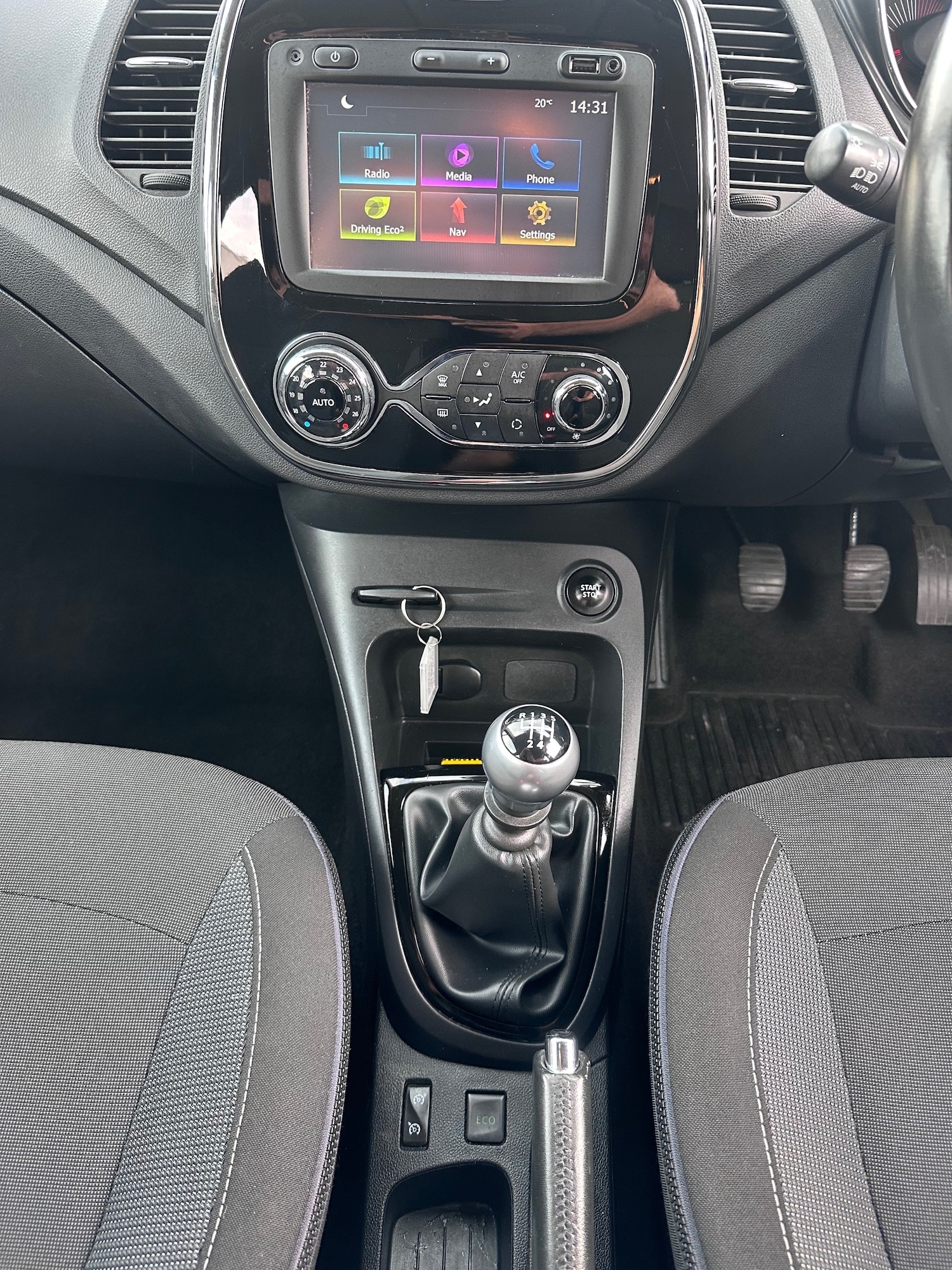 Used Renault Captur 2017 for sale - 76312289: Photo 15