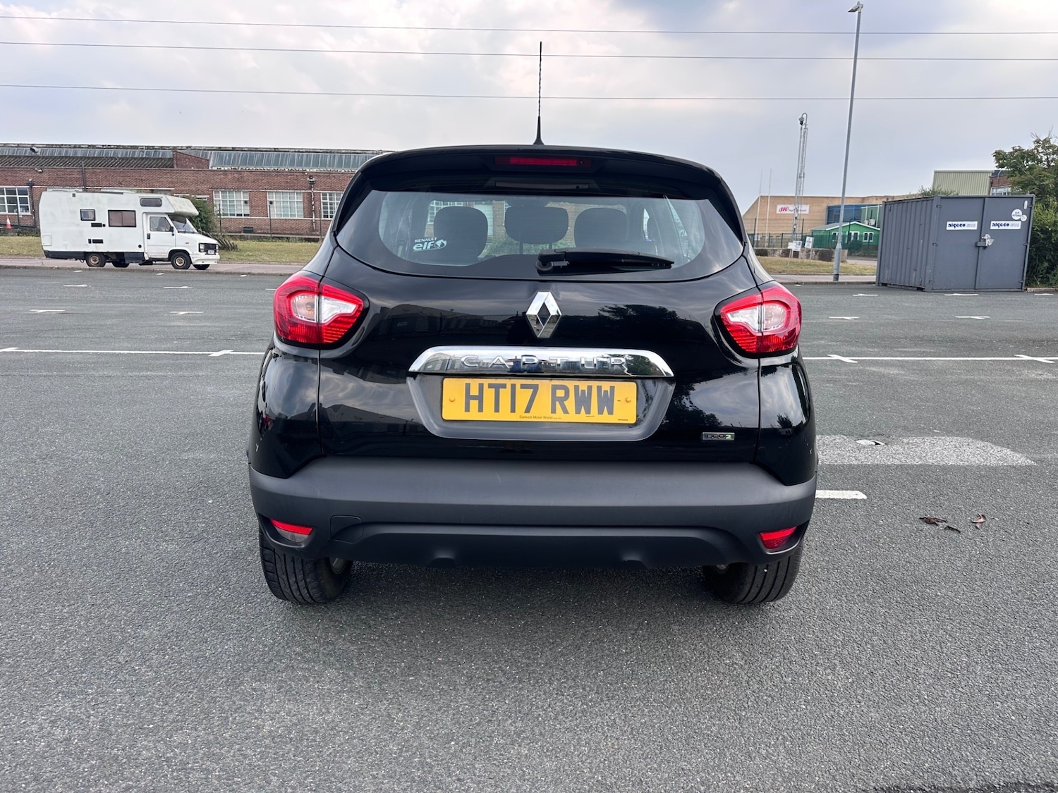 Used Renault Captur 2017 for sale - 76312289: Photo 3