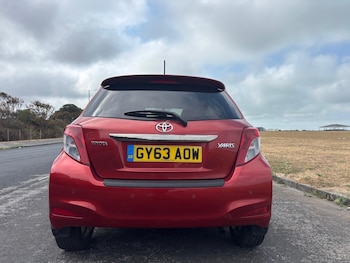 Used Toyota Yaris 2013 for sale - 79547945: Photo