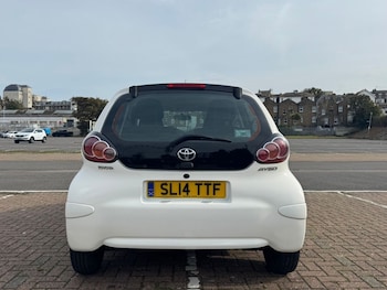 Used Toyota AYGO 2014 for sale - 76255506: Photo 4