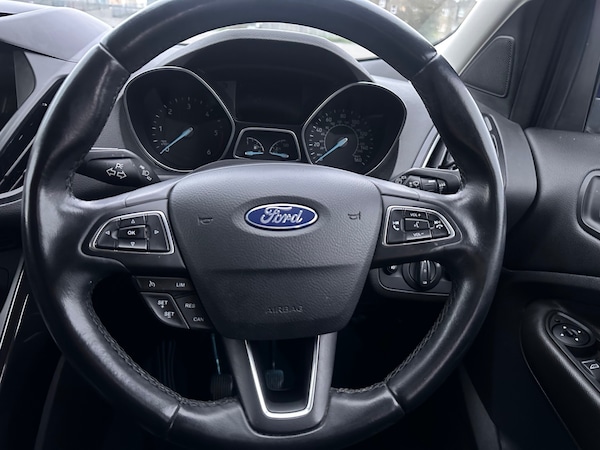 Used Ford Kuga 2017 for sale - 76143105: Photo 13