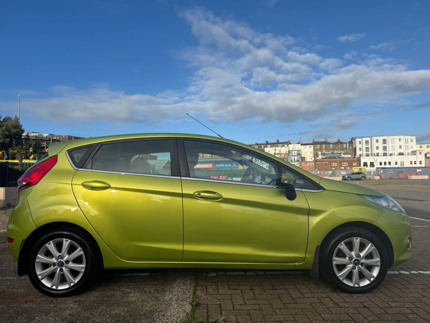 Used Ford Fiesta 2011 for sale - 76696566: Photo 4