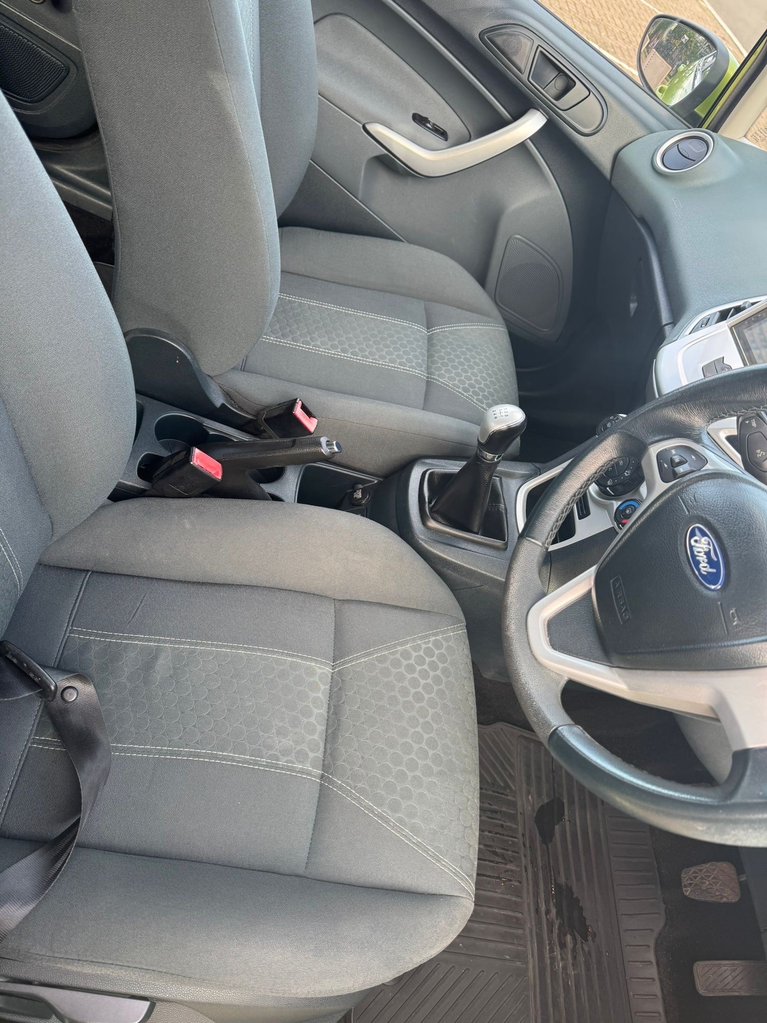 Used Ford Fiesta 2011 for sale - 76696566: Photo 8