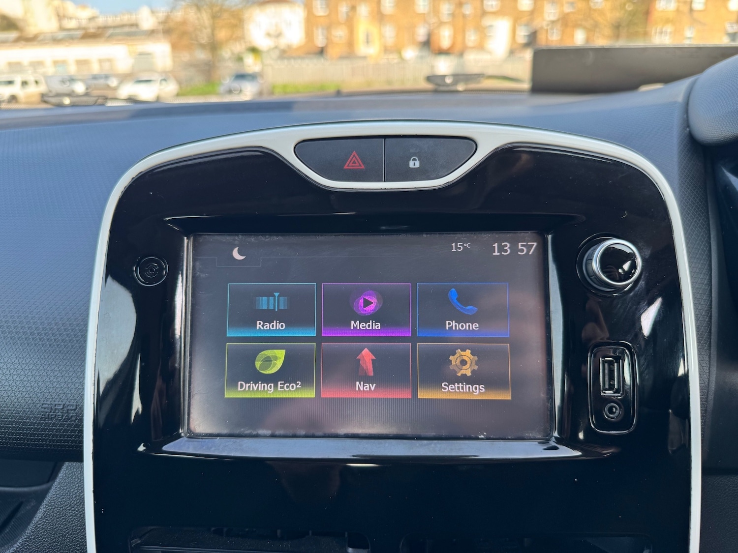 Used Renault Clio 2016 for sale - 76589200: Photo 13