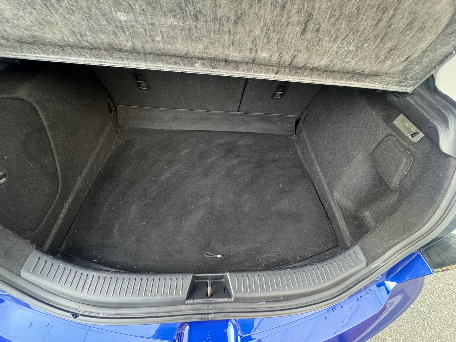 Used Mazda Mazda3 2009 for sale - 76684035: Photo 9