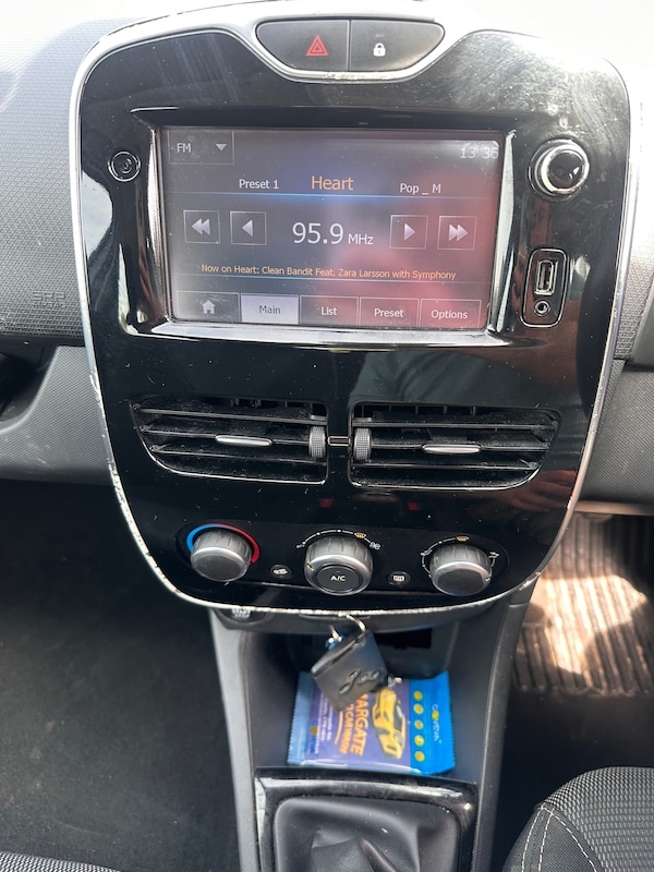 Used Renault Clio 2013 for sale - 75355573: Photo 9