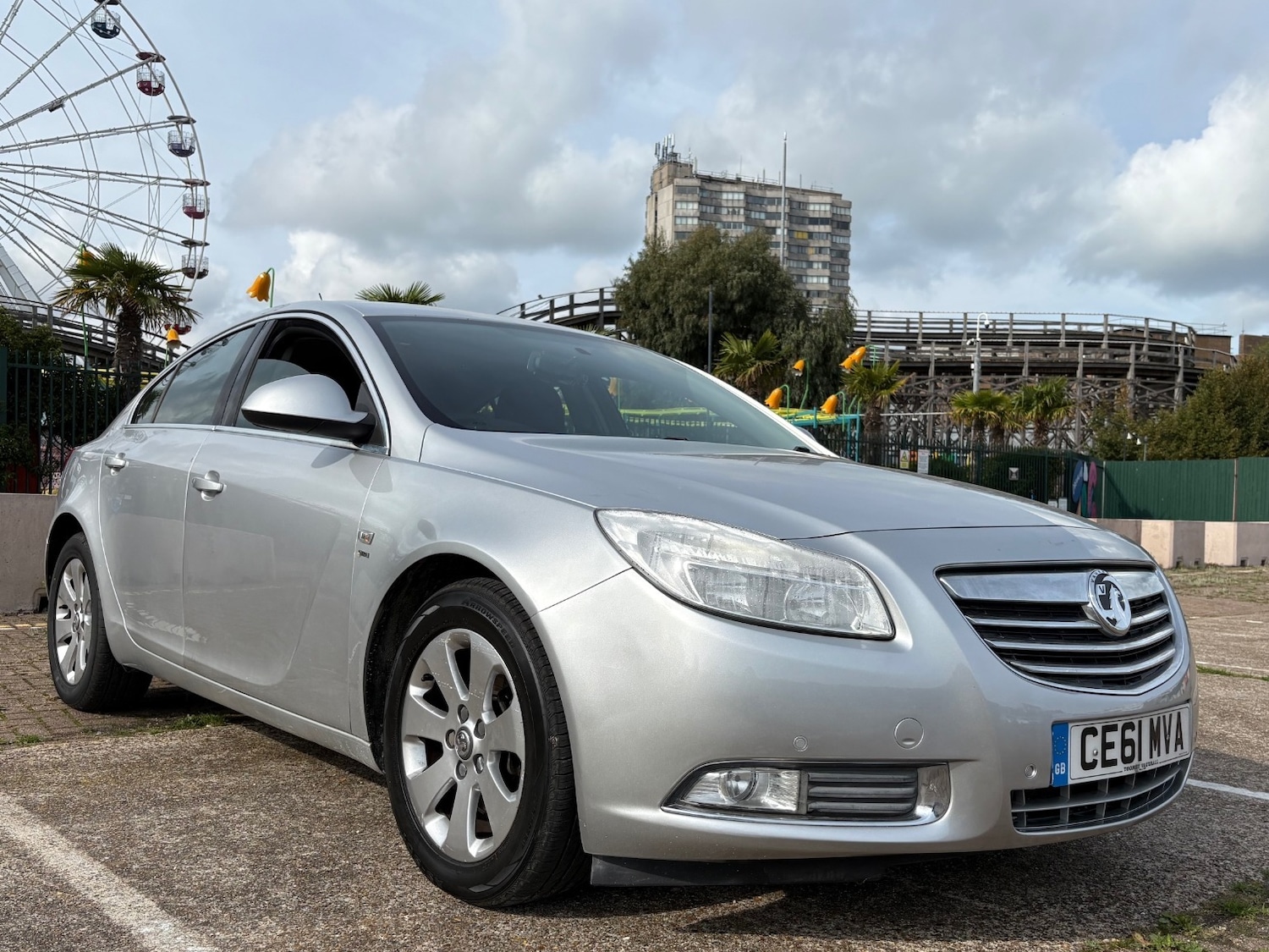 Used Vauxhall Insignia 2011 for sale - 76603715: Photo 1