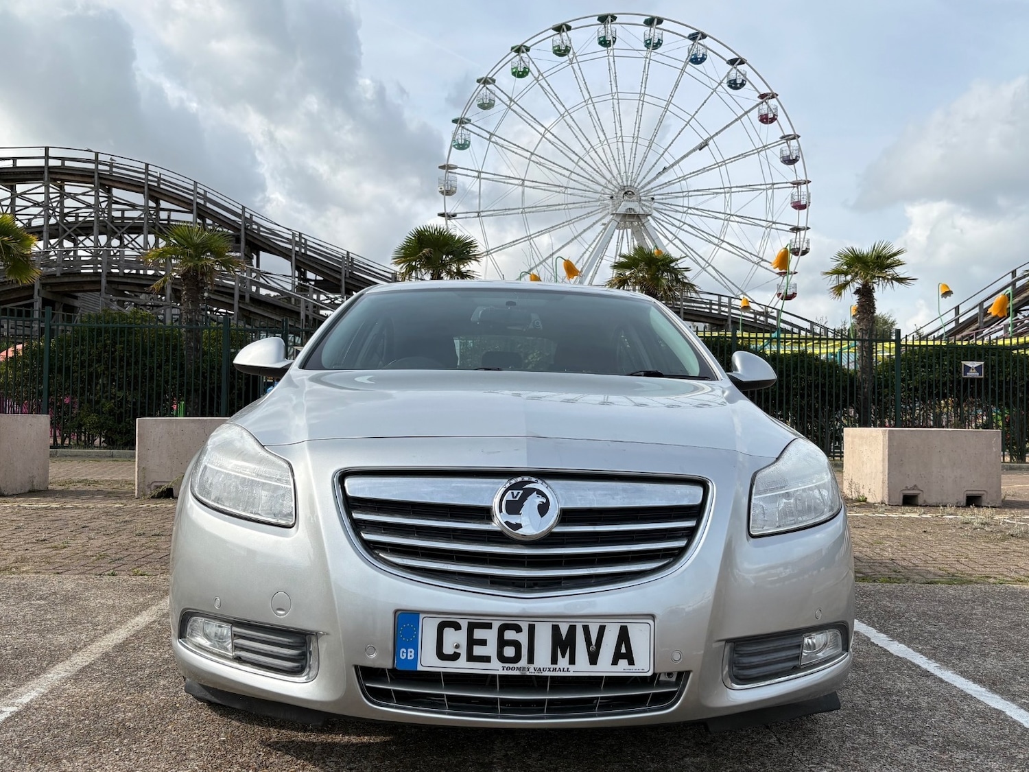 Used Vauxhall Insignia 2011 for sale - 76603715: Photo 2