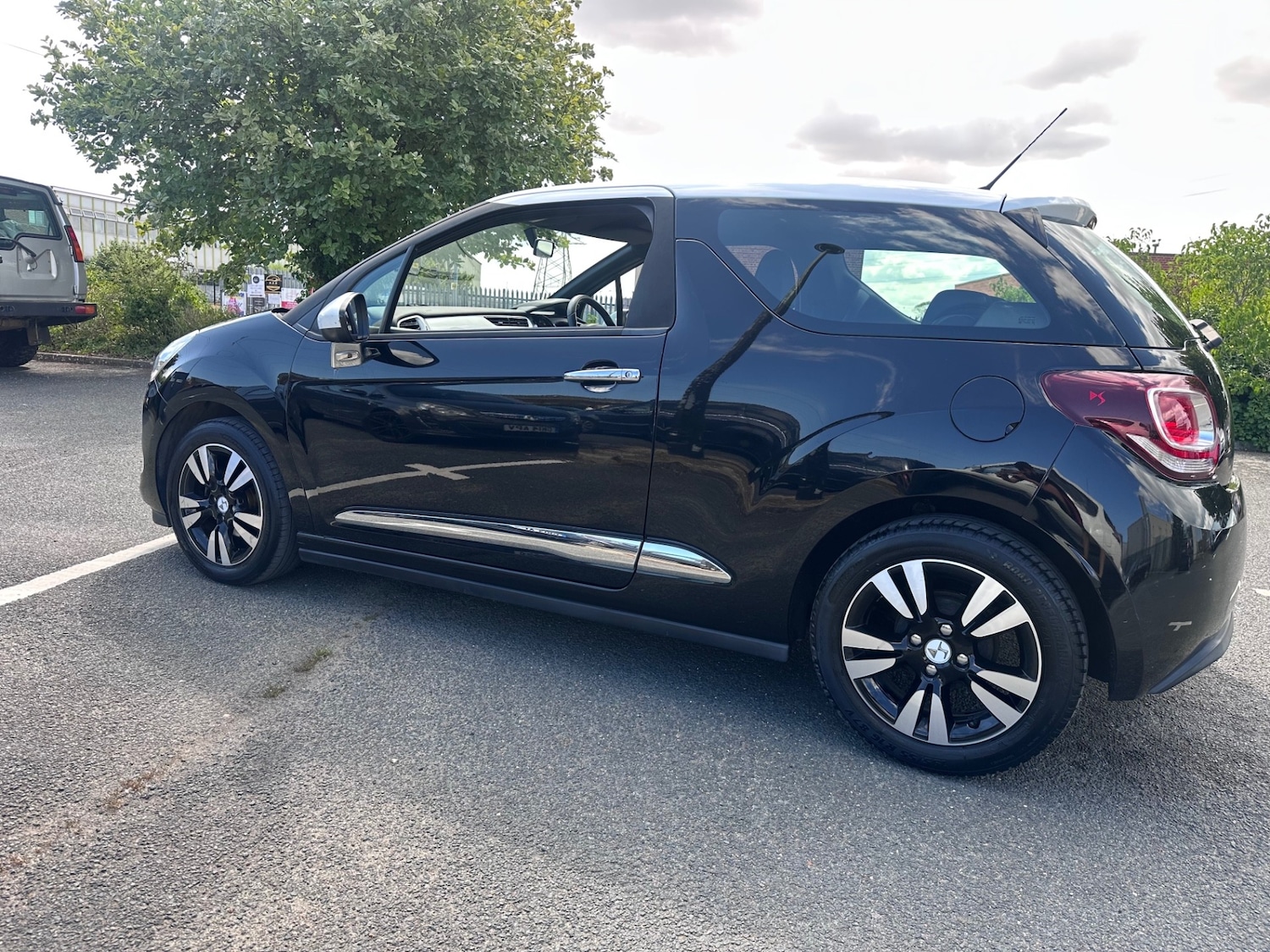 Vehicle 4