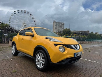 2015 (15) - 1.6 Acenta 5dr Xtronic