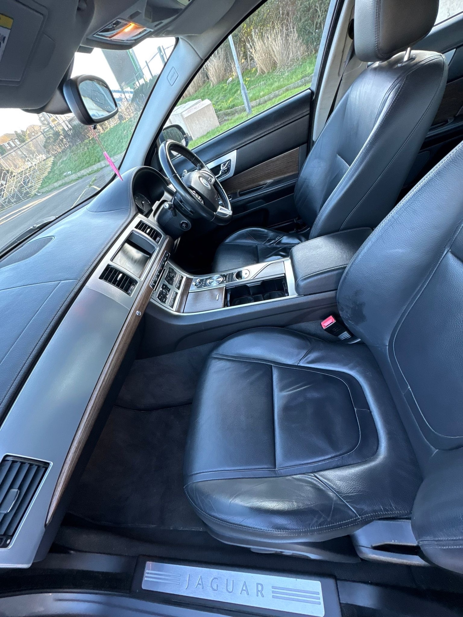 Used Jaguar XF 2013 for sale - 77087836: Photo 10