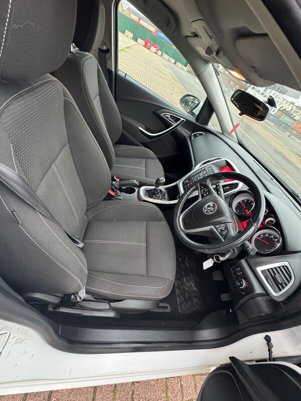 Used Vauxhall Astra 2014 for sale - 76242624: Photo 11
