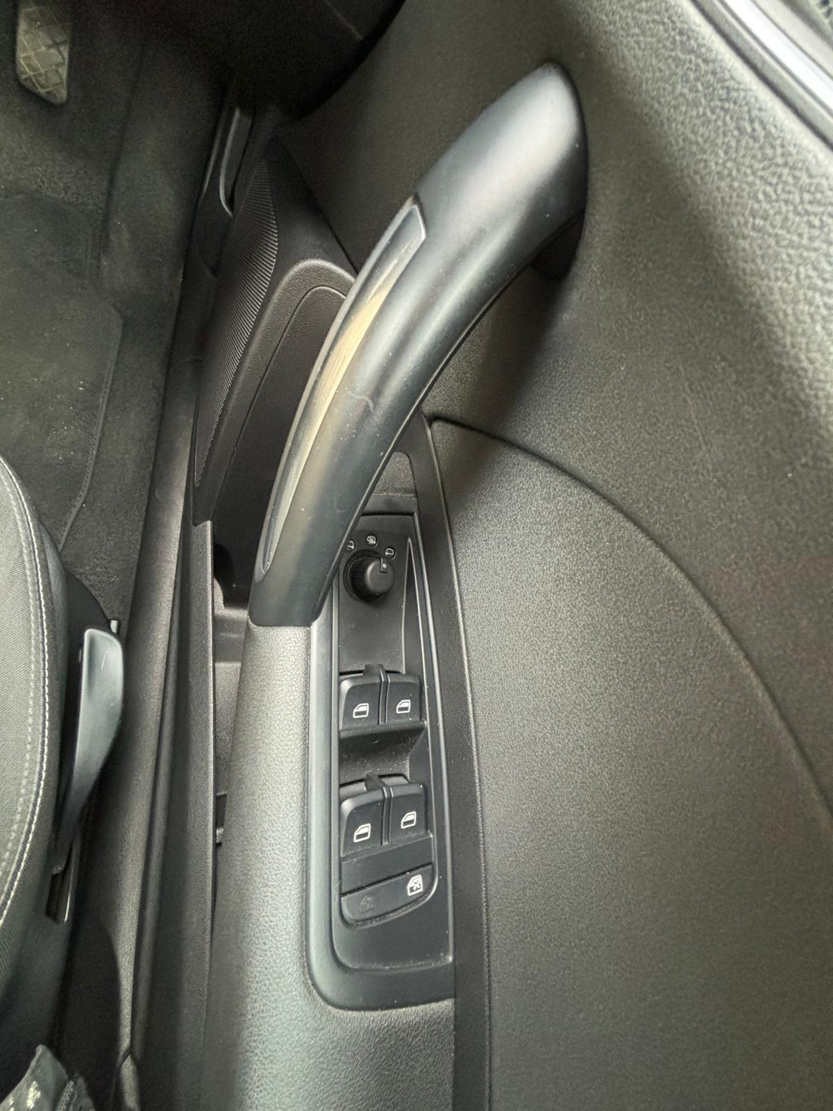 Used Audi A1 2012 for sale - 76948778: Photo 10