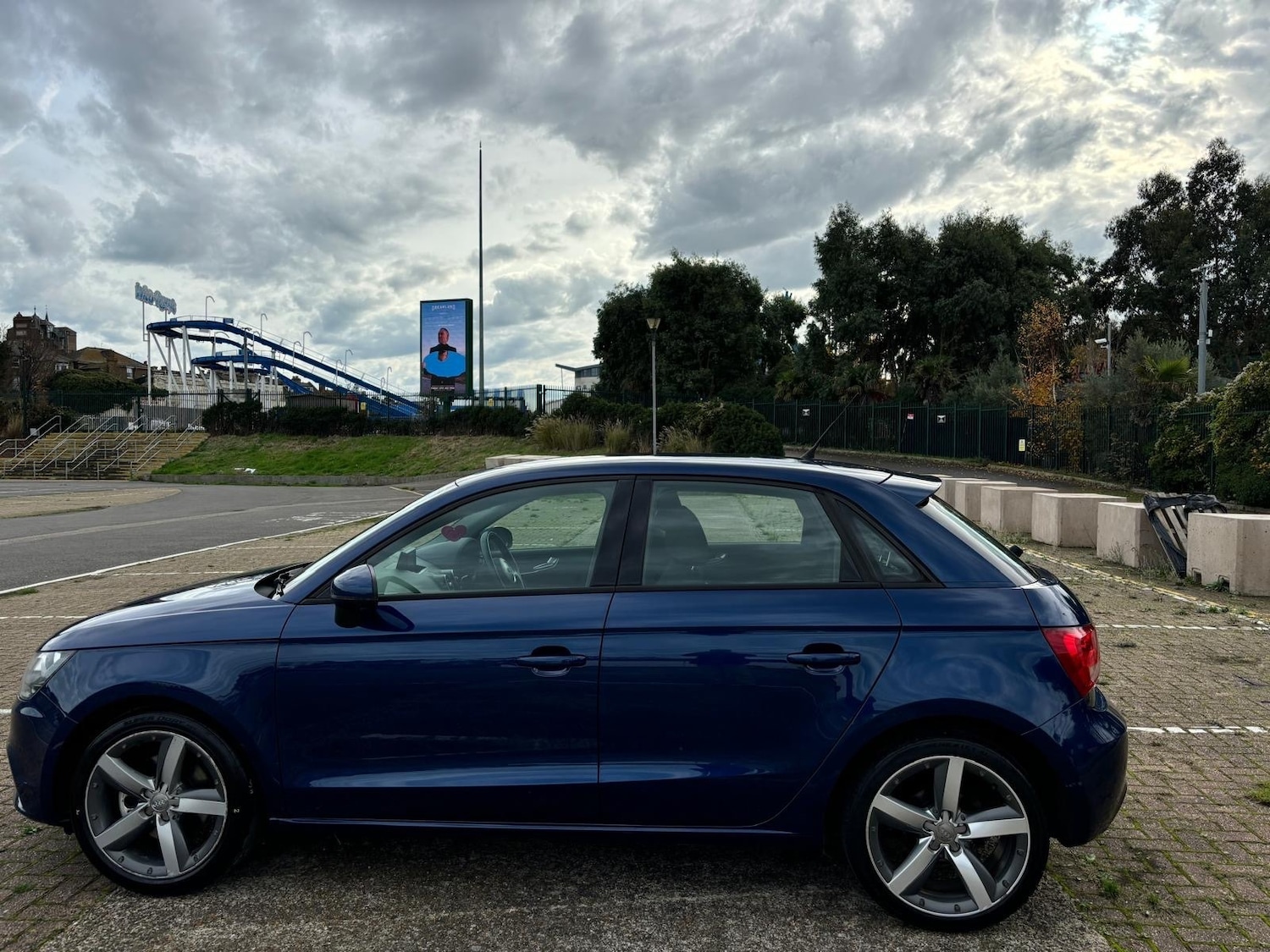 Used Audi A1 2012 for sale - 76948778: Photo 3