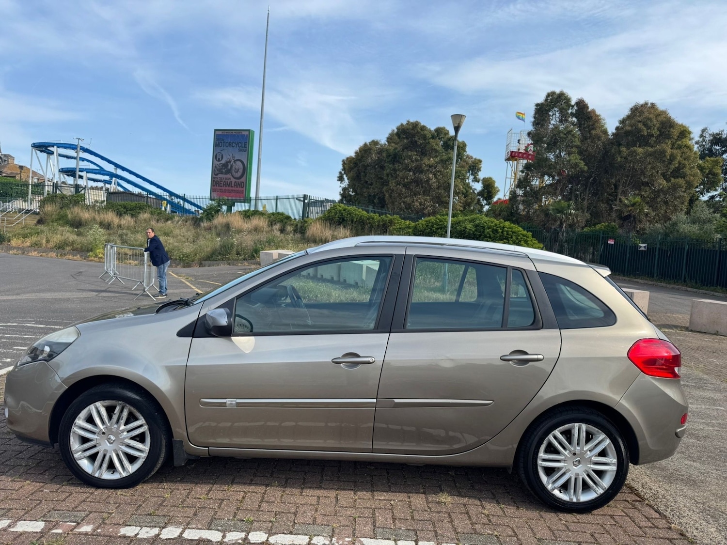 Used Renault Clio 2012 for sale - 77196496: Photo 4