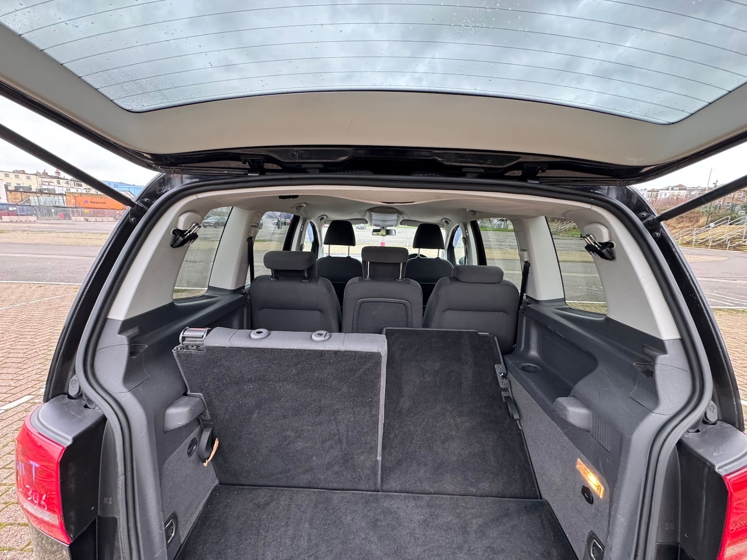 Used Volkswagen Touran 2022 for sale - 76664610: Photo 11