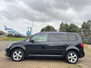 Used Volkswagen Touran undefined for sale - 76664610: Photo