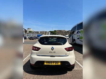 Used Renault Clio 2015 for sale - 75343058: Photo