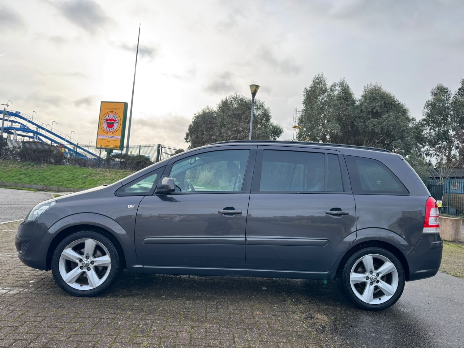 Used Vauxhall Zafira 2014 for sale - 77629128: Photo 4
