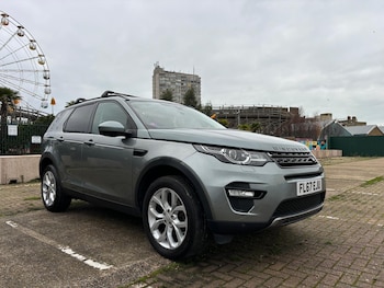 Used Land Rover Discovery Sport 2018 for sale - 77012121: Photo