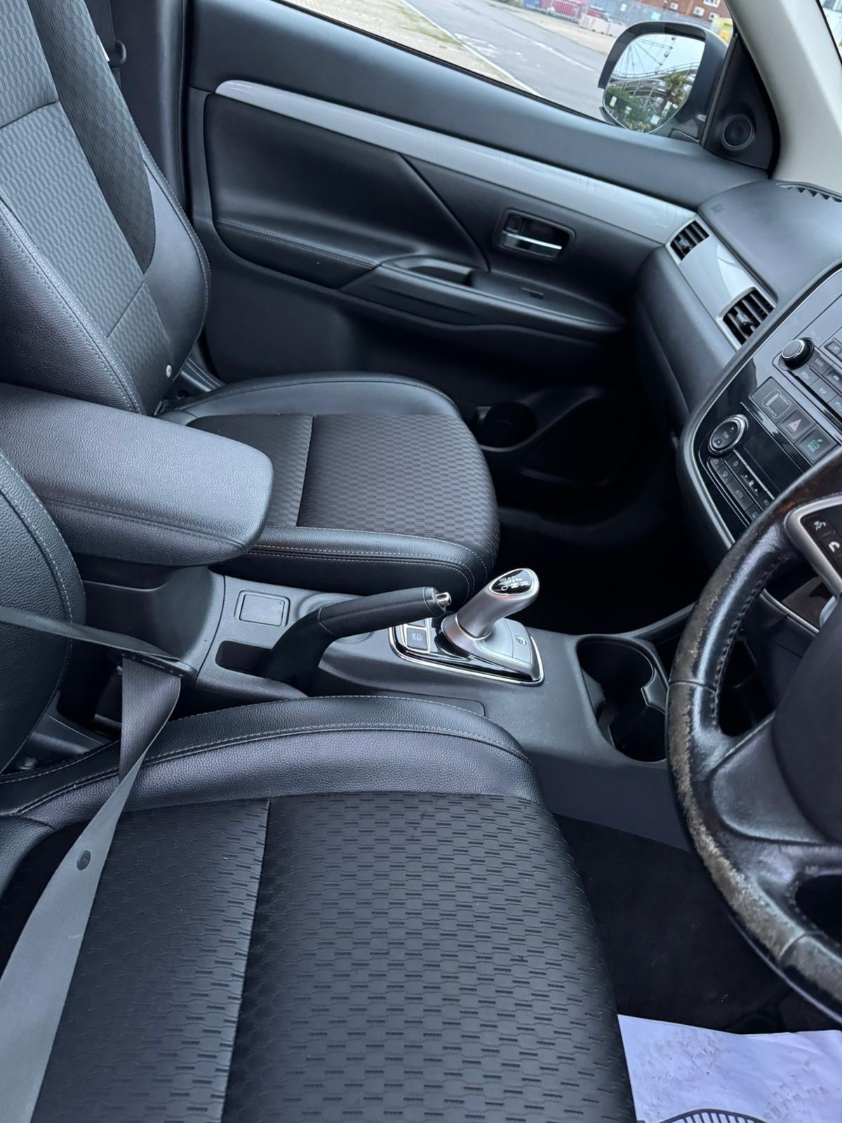 Used Mitsubishi Outlander 2015 for sale - 77493542: Photo 15