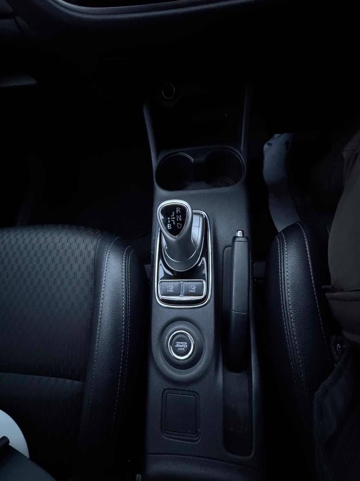 Used Mitsubishi Outlander 2015 for sale - 77493542: Photo 17