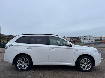 Used Mitsubishi Outlander 2015 for sale - 77493542: Photo