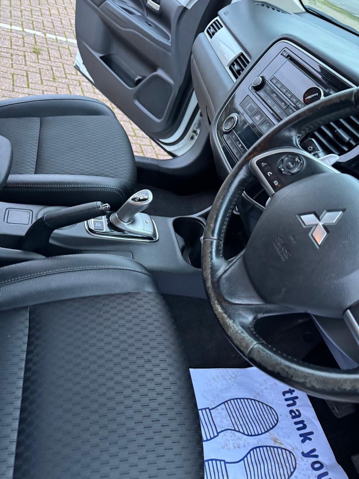 Used Mitsubishi Outlander 2015 for sale - 77493542: Photo 9