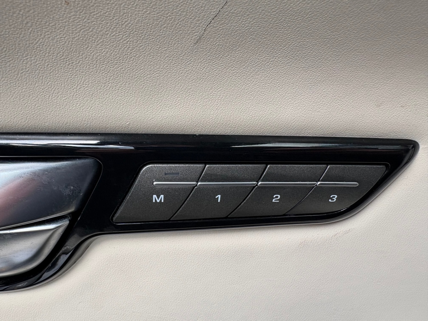 Used Land Rover Range Rover Evoque 2017 for sale - 78067823: Photo 17