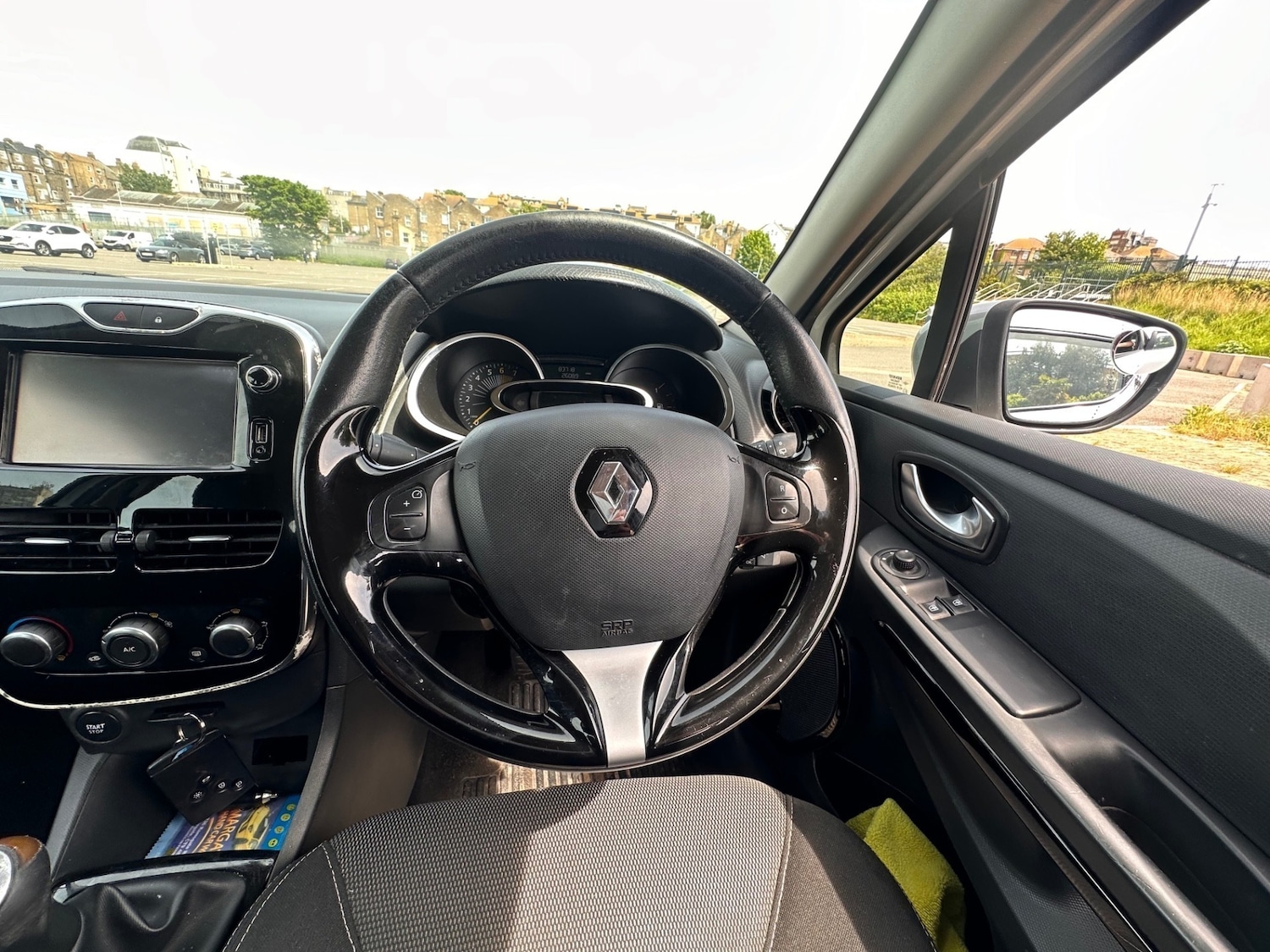 Used Renault Clio 2015 for sale - 78092886: Photo 7