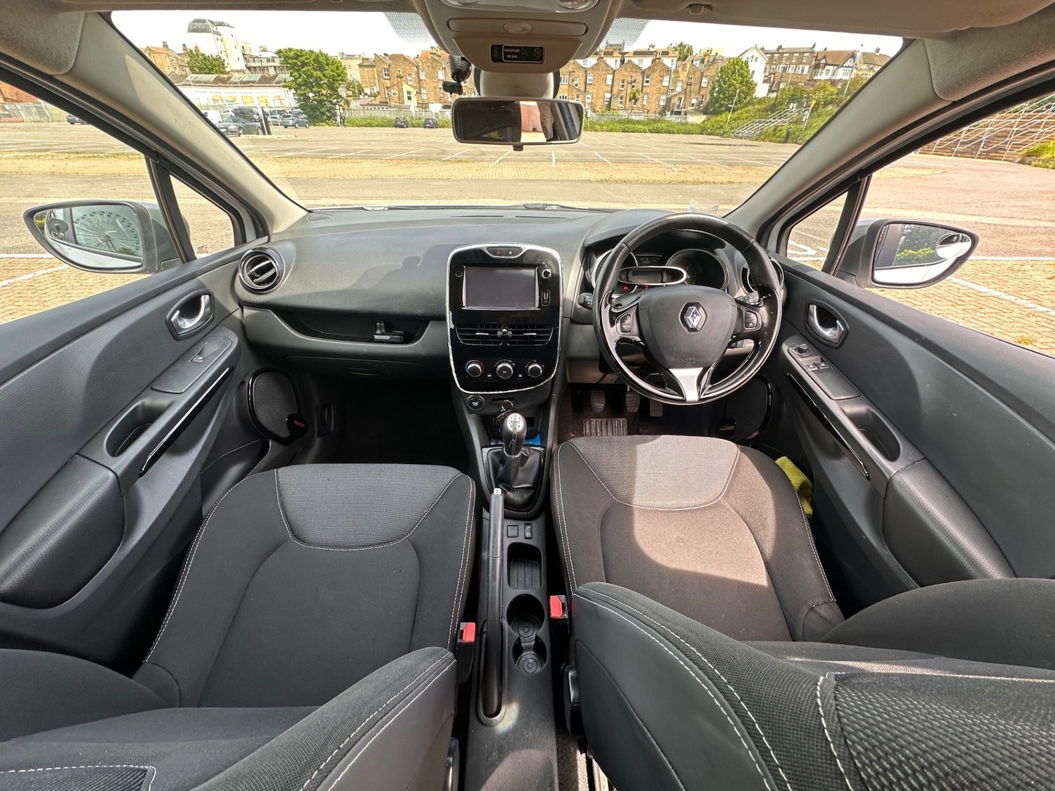 Used Renault Clio 2015 for sale - 78092886: Photo 8