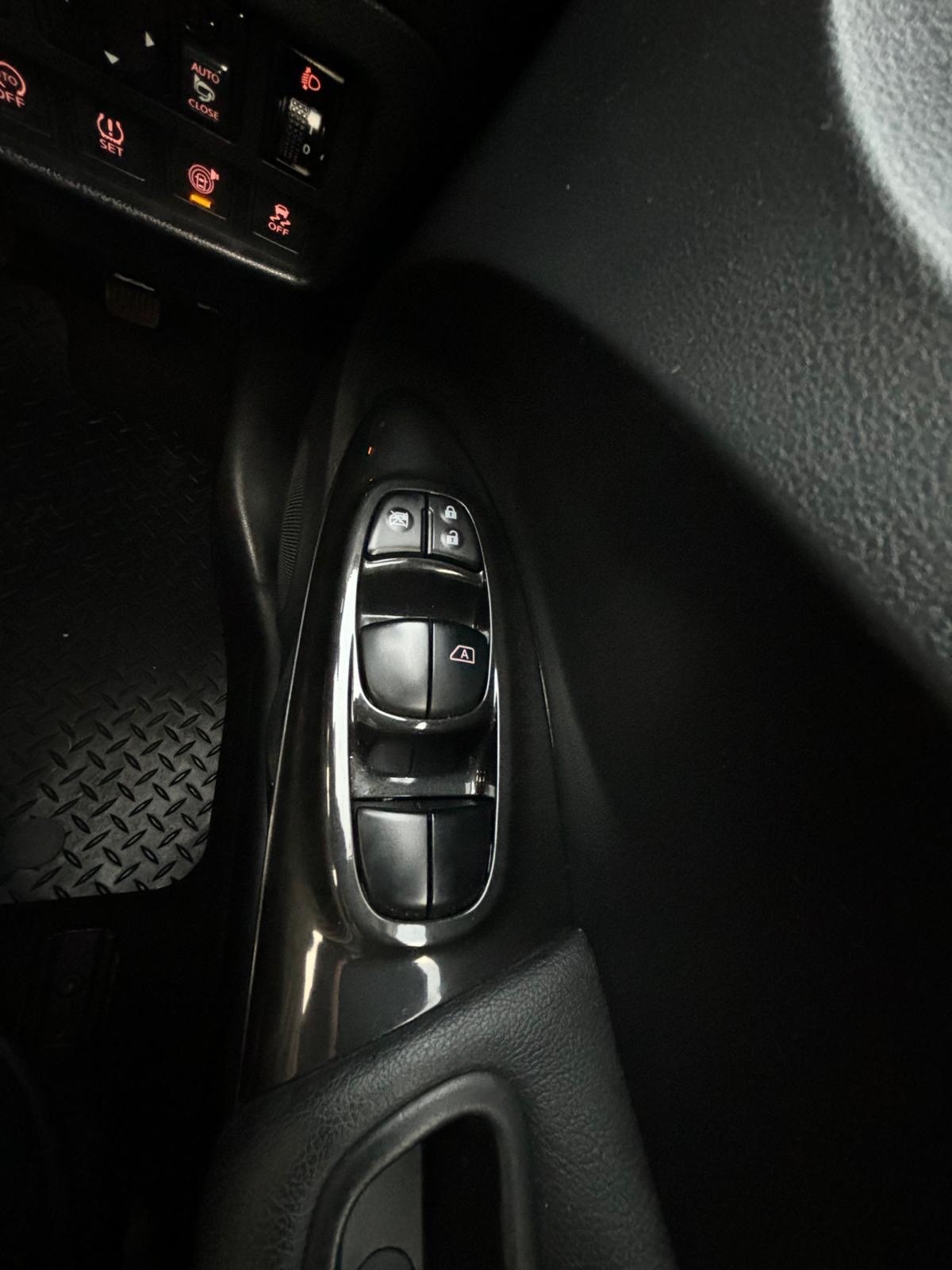 Used Nissan Juke 2016 for sale - 76948837: Photo 11