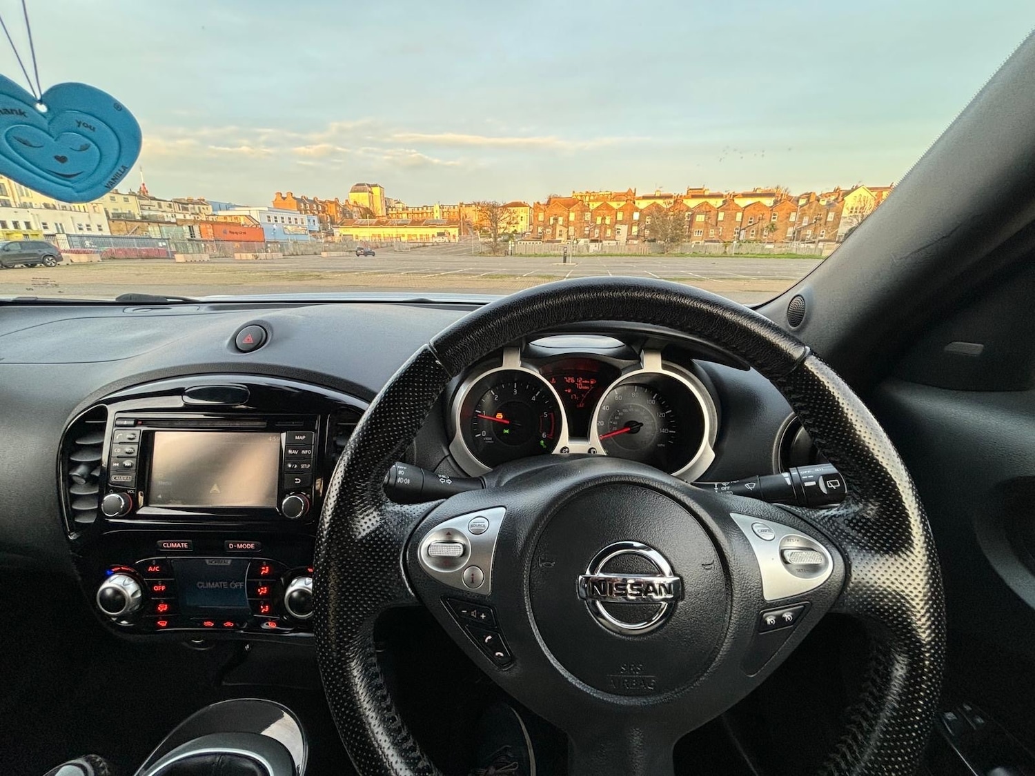 Used Nissan Juke 2016 for sale - 76948837: Photo 8