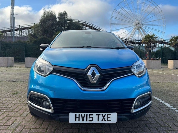 Used Renault Captur 2015 for sale - 76170539: Photo 2