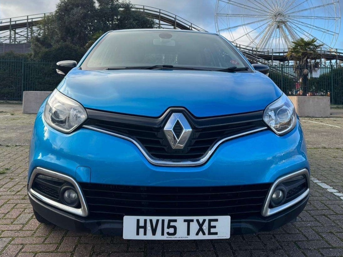 Used Renault Captur 2015 for sale - 76580592: Photo 2