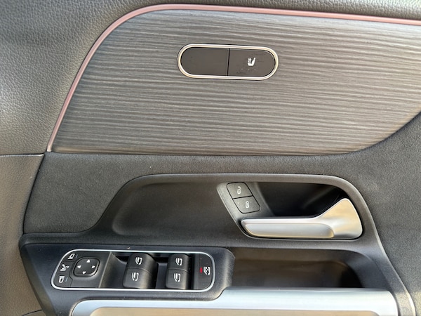 Used Mercedes-Benz EQB 2022 for sale - 76316494: Photo 27