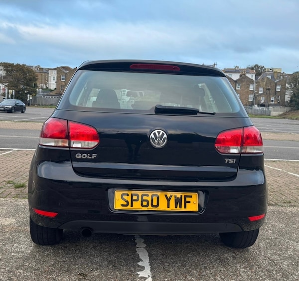Used Volkswagen Golf 2010 for sale - 76309693: Photo 5