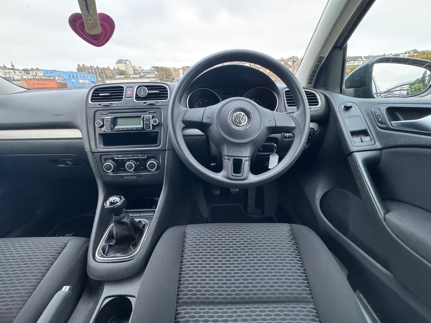 Used Volkswagen Golf 2010 for sale - 76309693: Photo 6