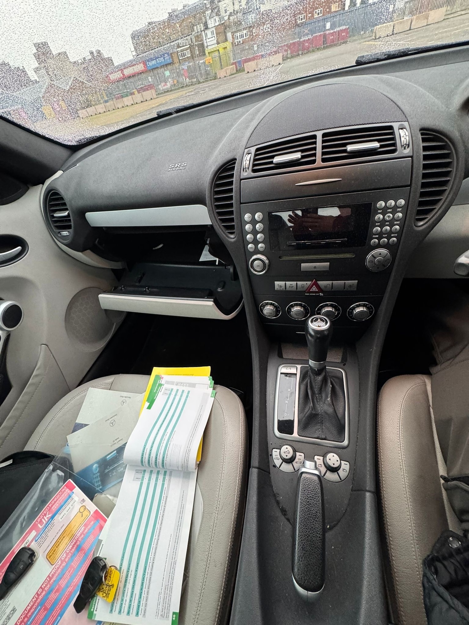 Used Mercedes-Benz SLK 2005 for sale - 77323931: Photo 9