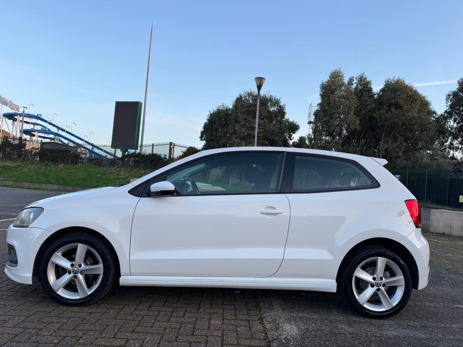 Used Volkswagen Polo 2014 for sale - 77733122: Photo 3