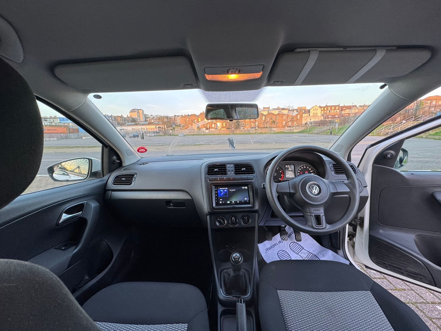 Used Volkswagen Polo 2014 for sale - 77733122: Photo 9