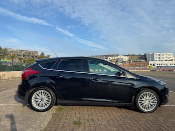Used Ford Focus 2011 for sale - 76352004: Photo