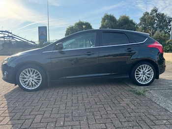 Used Ford Focus 2011 for sale - 76352004: Photo