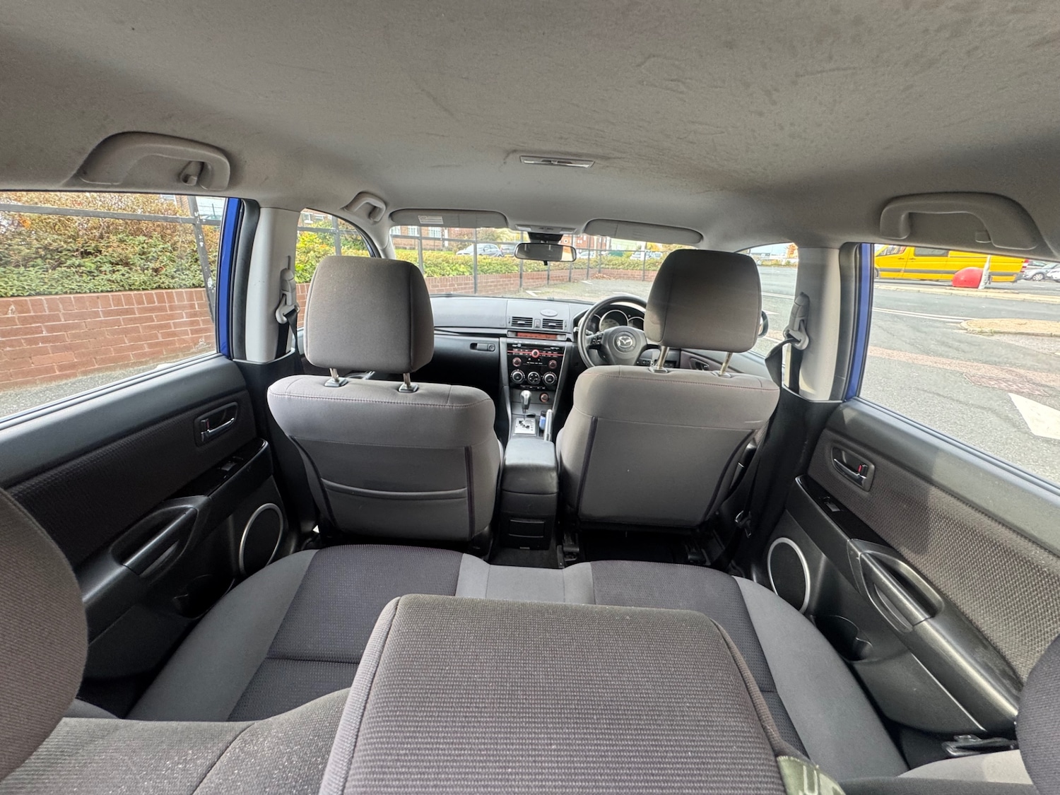 Used Mazda Mazda3 2009 for sale - 76476723: Photo 11