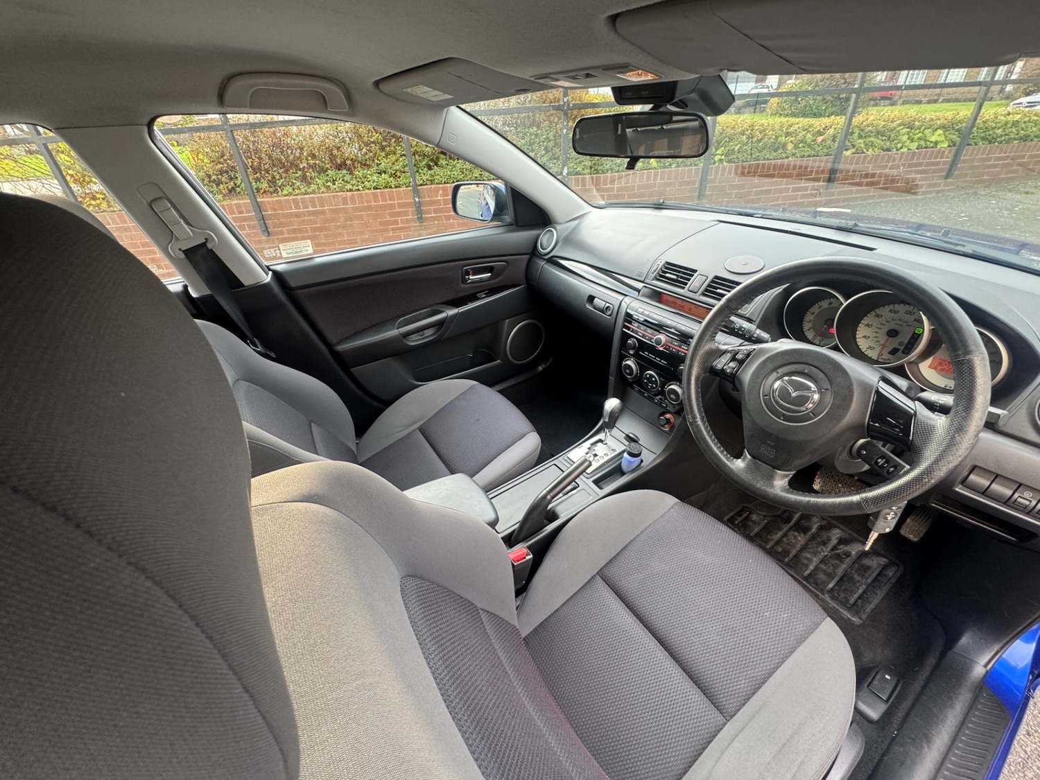 Used Mazda Mazda3 2009 for sale - 76476723: Photo 15