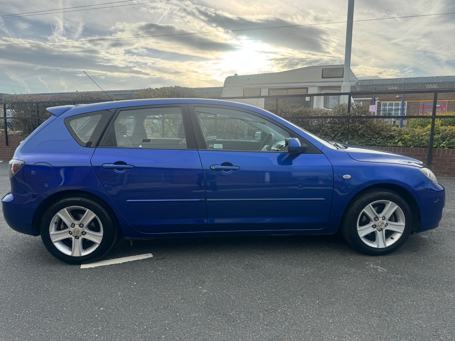 Used Mazda Mazda3 2009 for sale - 76476723: Photo 8