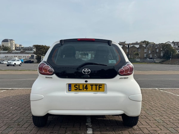 Used Toyota AYGO 2014 for sale - 76142868: Photo 4