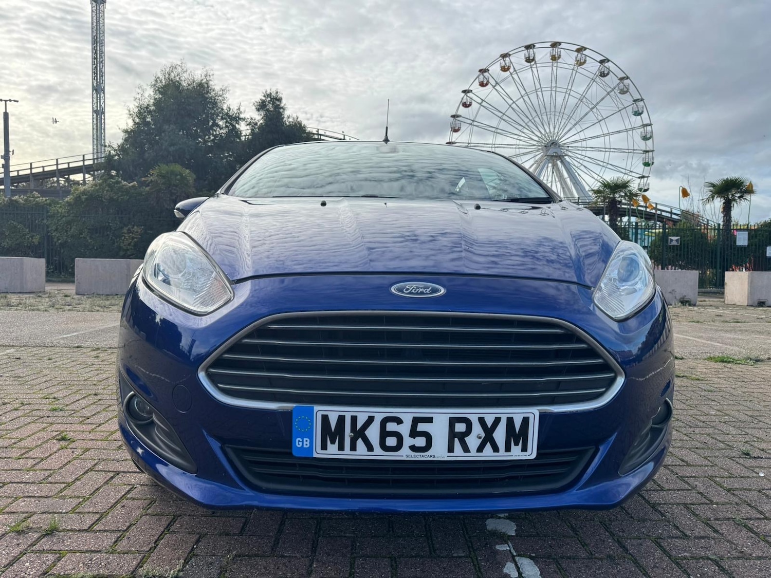 Used Ford Fiesta 2015 for sale - 76340418: Photo 2