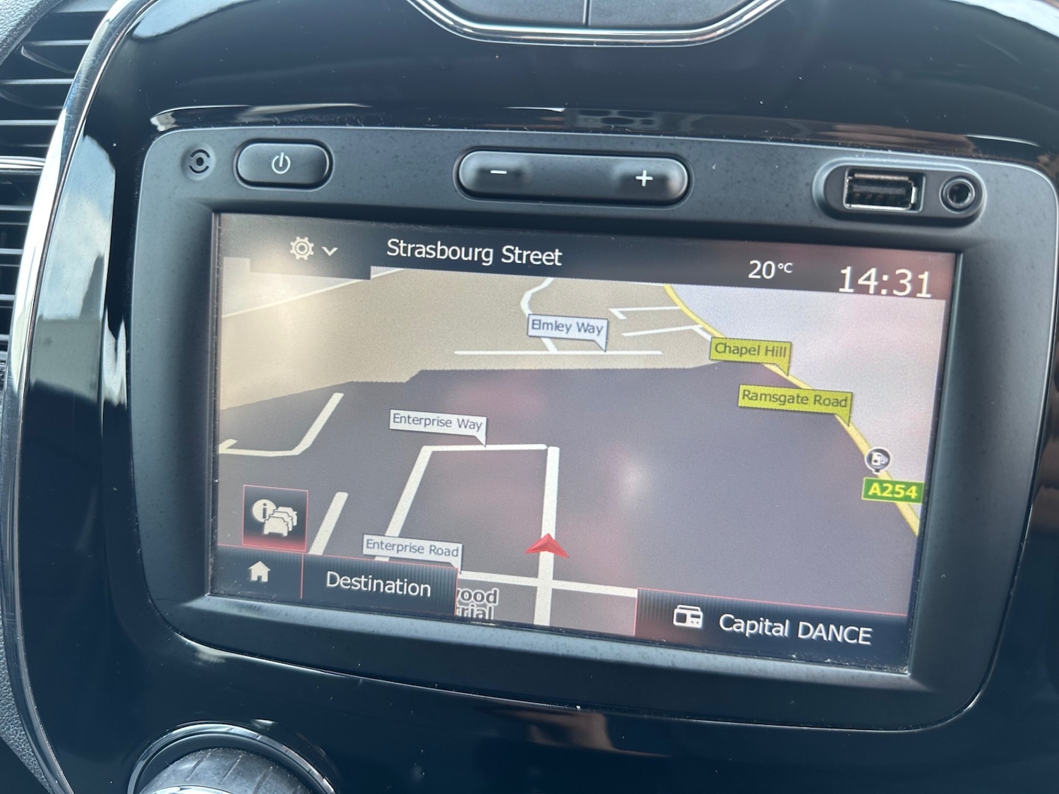 Used Renault Captur 2017 for sale - 76948598: Photo 12